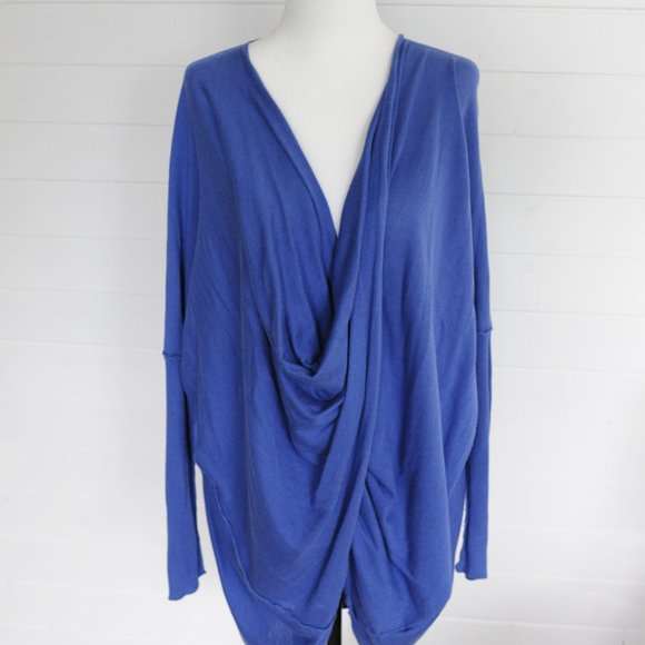 Blue Casual Top - Picture 1 of 3